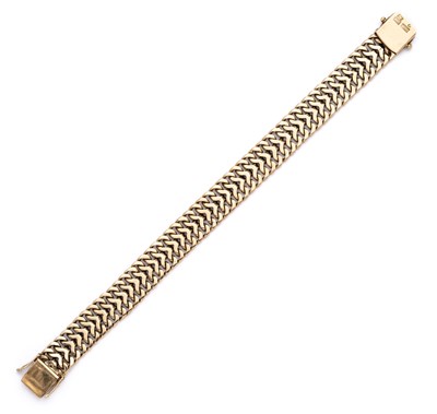 Lot 320 - FANCY LINK BRACELET