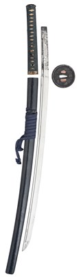 Lot 7 - A KATANA IN A DARK LACQUERED SAYA