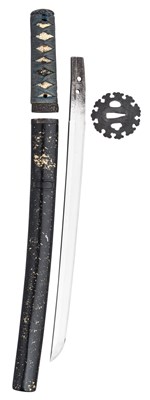 Lot 17 - A WAKIZASHI WITH A MUZORI BLADE