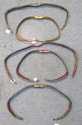 Lot 40 - FIVE INDIAN AND PERSIAN COMPOSITE BOWS, 18TH/19TH CENTURY