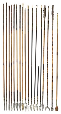 Lot 41 - EIGHTEEN NORTH INDIAN ARROWS, RAJASTHAN, 18TH/19TH CENTURY