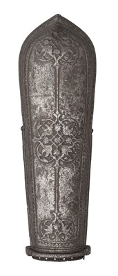 Lot 73 - â’¶ A SOUTH INDIAN ARM DEFENCE (DASTANA), 17TH CENTURY