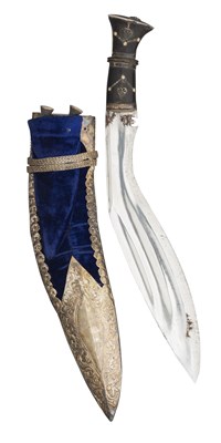 Lot 79 - A NEPALESE SILVER-MOUNTED DAGGER (KUKRI), EARLY 20TH CENTURY