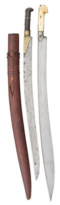 Lot 104 - ËœTWO OTTOMAN SHORTSWORDS (YATAGHAN), EARLY 19TH CENTURY