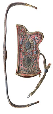 Lot 133 - â’¶ A RARE OTTOMAN QUIVER AND BOW, EARLY 18TH CENTURY