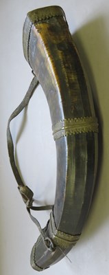 Lot 142 - A LARGE NORTH INDIAN POWDER HORN, 18TH CENTURY