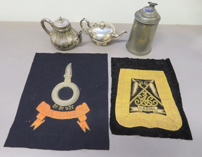 Lot 210 - AN ASSORTMENT OF ITEMS OF MILITARY INTEREST