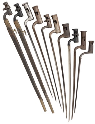 Lot 364 - â’¶ TEN SOCKET BAYONETS, 18TH/EARLY 19TH CENTURY