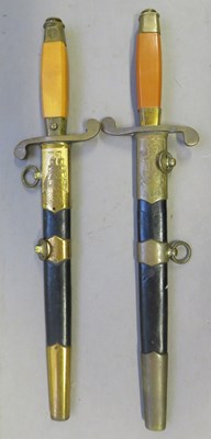 Lot 382 - â’¶ TWO SOVIET NAVAL DIRKS
