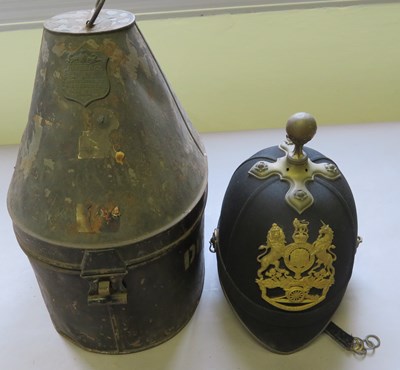 Lot 404 - â’¶ AN OFFICER'S HELMET OF THE ROYAL ARTILLERY, CIRCA 1902-14