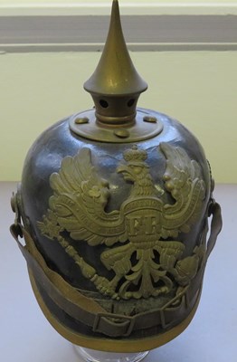 Lot 421 - â’¶ A PRUSSIAN INFANTRYMAN'S PICKELHAUBE