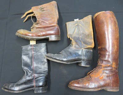 Lot 438 - â’¶ A COLLECTION OF MILITARY BOOTS