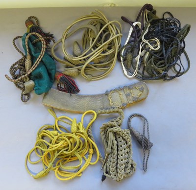 Lot 468 - â’¶ AN ASSORTMENT OF OFFICER'S UNIFORM ITEMS