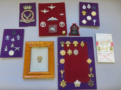 Lot 480 - â’¶ CAVALRY AND INFANTRY INSIGNIA, CIRCA 1952 AND LATER