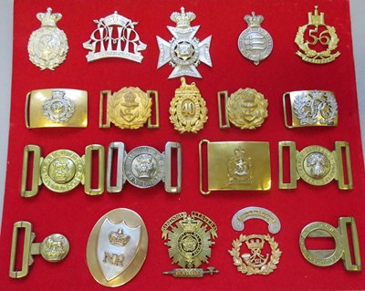 Lot 481 - â’¶ OFFICERS' INSIGNIA