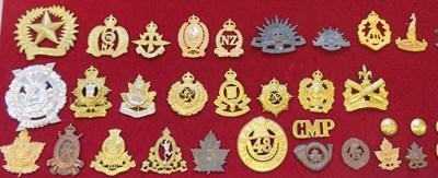 Lot 491 - â’¶ COMMONWEALTH BADGES AND BUTTONS