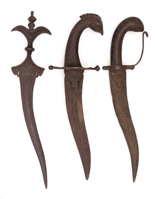 Lot 38 - THREE SOUTH INDIAN DAGGERS 17TH/EARLY 18TH CENTURY