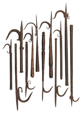 Lot 48 - A GROUP OF TWELVE INDIAN ANKUS