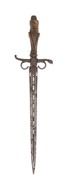 Lot 155 - A NORTH EUROPEAN DAGGER