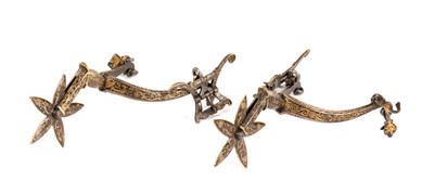 Lot 166 - A FINE PAIR OF GOLD DAMASCENED ROWEL SPURS