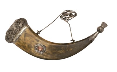 Lot 260 - A HIGHLAND DRESS POWDER HORN