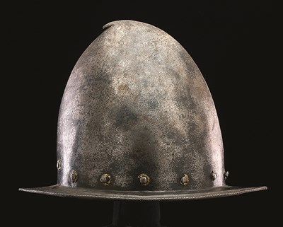 Lot 359 - AN ITALIAN MORION IN THE 'SPANISH' FASHION