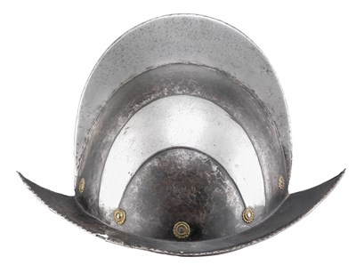 Lot 300 - **A SOUTH GERMAN BLACK-AND-WHITE COMB MORION