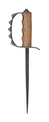 Lot 448 - **A U.S. W.W.I TRENCH KNIFE