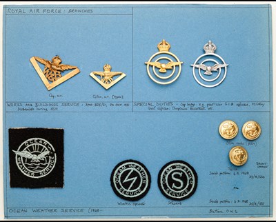 Lot 431 - Royal Air Force specialist and Ocean Weather Service badges