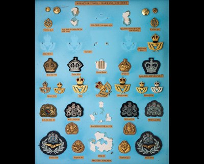 Lot 440 - Royal Air Force Warrant Officer Grades 1 and 2 Rank insignia