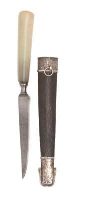 Lot 39 - A JADE HILTED KNIFE