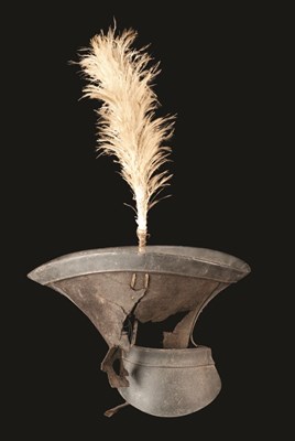 Lot 173 - AN INFANTRY OFFICER'S 'BELL-TOPPED' SHAKO AND PLUME