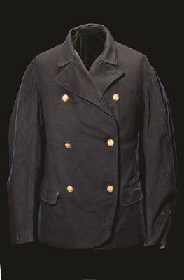 Lot 187 - AN OFFICER'S UNOFFICIAL REEFER