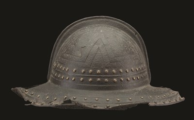 Lot 214 - AN ENGLISH PIKEMAN'S POT
