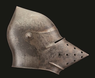 Lot 230 - A MODERN COPY OF A PIG-FACED BASCINET IN EARLY 15TH CENTURY STYLE