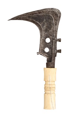 Lot 131 - AN IVORY-MOUNTED MANGBETU TRIBE SICKLE KNIFE