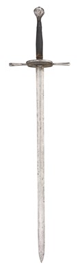 Lot 388 - A FINE AND RARE GERMAN HAND-AND-A-HALF SWORD
