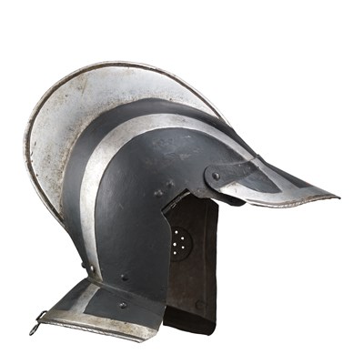 Lot 435 - A GERMAN 'BLACK AND WHITE' BURGONET