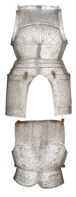 Lot 284 - A COMPOSITE ITALIAN INFANTRY CUIRASS WITH FLUTED DECORATION, CIRCA 1510-20