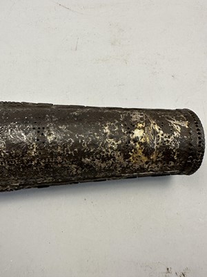 Lot 552 - A SOUTH INDIAN ARM DEFENCE (DASTANA), 17TH/18TH CENTURY, POSSIBLY ARCOT OR MADRAS, TAMIL NADU