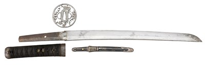 Lot 7 - A JAPANESE SHORTSWORD (TANTO) AND A MINIATURE AIKUCHI TANTO