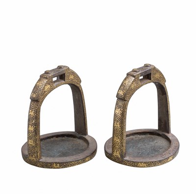Lot 25 - A RARE PAIR OF DECORATED GILT RUSSET CHINESE STIRRUPS
