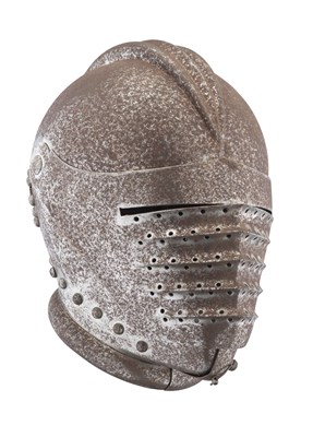 Lot 346 - AN ARMET