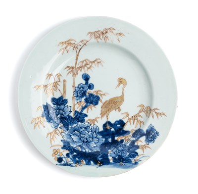 Lot 32 - A CHINESE BLUE AND GILT 'CRANE AND BAMBOO' PLATE, QING DYNASTY, YONGZHENG PERIOD (1723-35)