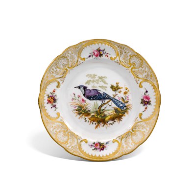 Lot 21 - A SET OF THREE NANTGARW PLATES, CIRCA 1820