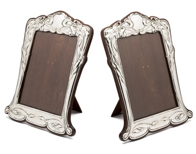 Lot 169 - A PAIR OF EDWARDIAN SILVER-MOUNTED PHOTOGRAPH FRAMES, E. MANDER & SON, BIRMINGHAM, 1902/04