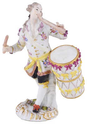Lot 301 - A MEISSEN 'CRIS DE PARIS' SERIES FIGURE OF A FIFE AND DRUM PLAYER