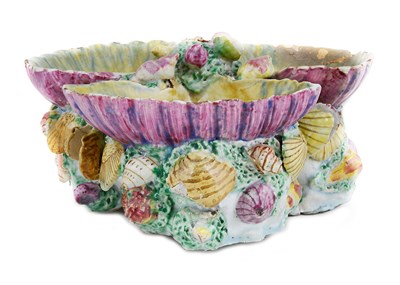 Lot 318 - A BOW SWEETMEAT DISH