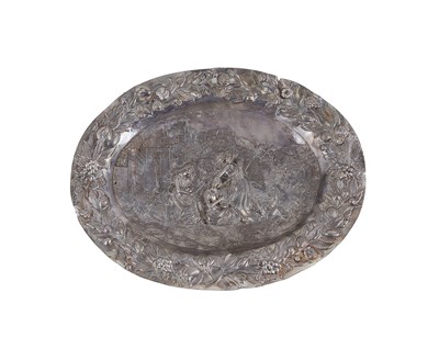 Lot 355 - A GERMAN SILVER DISH