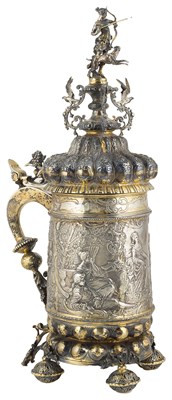 Lot 362 - A GERMAN PARCEL-GILT SILVER LARGE TANKARD